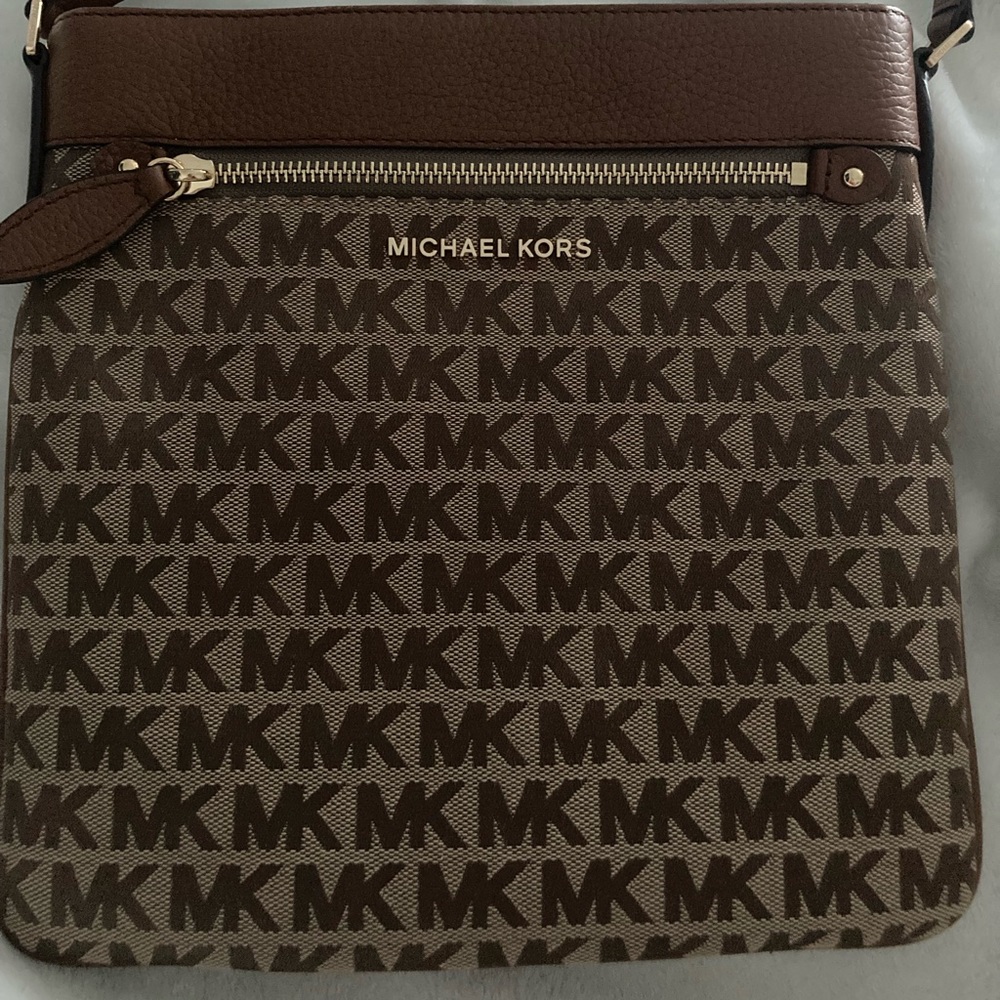 Michael Kors “Connie” Crossbody